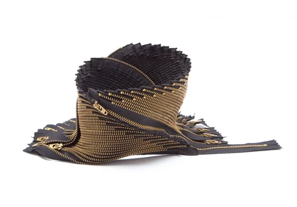 ジュンヤワタナベ コムデギャルソンJUNYA WATANABE COMME des GARCONS 多重ジップネックウォーマー 黒ゴールド K-110269_004