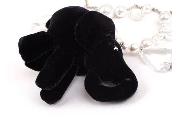 コムデギャルソンCOMME des GARCONS ビジュー装飾ベロアエレファントソフトトイネックレス 黒 K-110275_008