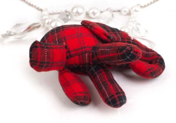 新品!コムデギャルソンCOMME des GARCONS ビジュー装飾タータンチェックエレファントソフトトイネックレス 赤 K-110276_007
