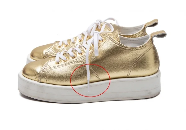 コムデギャルソンCOMME des GARCONS フォイルレザープラットフォームシューズ ゴールド23 K-110641_004