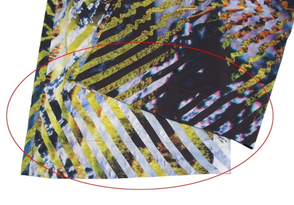 イッセイミヤケISSEY MIYAKE ライングラフィックプリントベルトパンツ マルチ1 K-110965_010