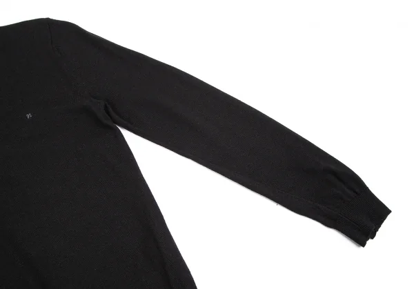 マドモアゼルノンノンMademoiselle NON NON ワンポイント刺繍袖ボタンニット 黒38M K-110981_005