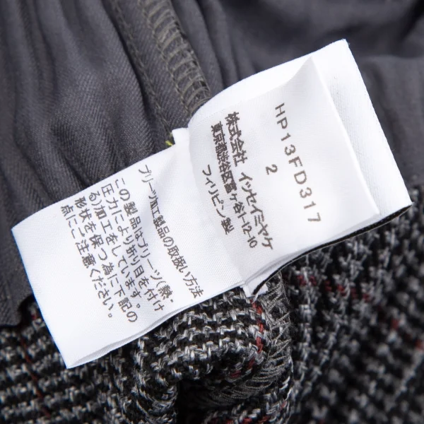 オムプリッセ イッセイ ミヤケHOMME PLISSE ISSEY MIYAKE プリーツグレンチェックプリントノーカラージャケット グレー2 K-111012_014