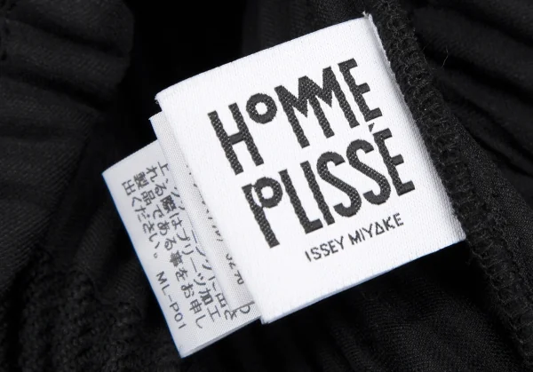 オムプリッセ イッセイ ミヤケHOMME PLISSE ISSEY MIYAKE ウールライクプリーツステンカラーコート 黒2 K-111027_014