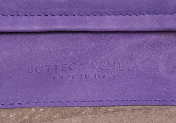 ボッテガヴェネタ BOTTEGA VENETA フォイルプリントレザークラッチバッグ 紫 K-111178_018