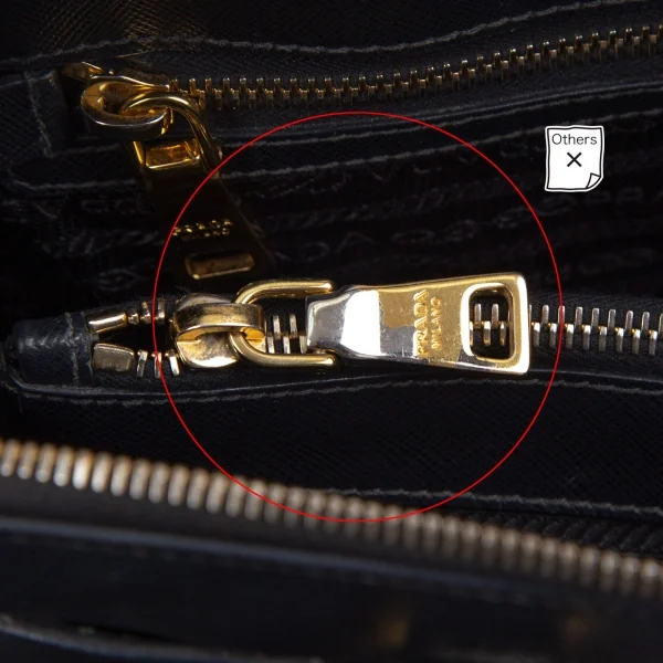 プラダPRADA サフィアーノハンドバッグ 黒 K-111390_016