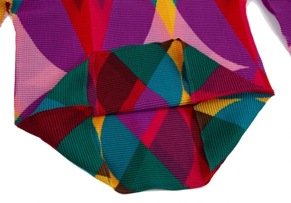イッセイミヤケミーISSEY MIYAKE me カラフルプリントハイネックカットソー マルチF K-111489_008