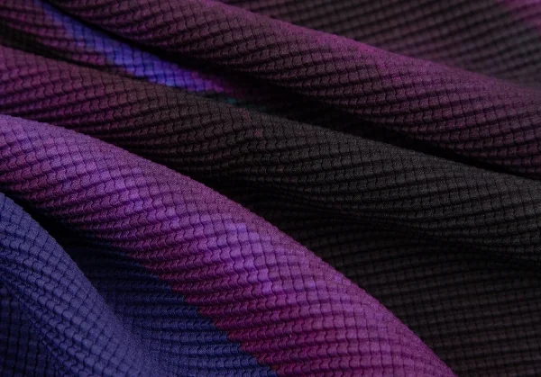 イッセイミヤケミーISSEY MIYAKE me グラフィックプリントカットソー 青マルチF K-111490_012