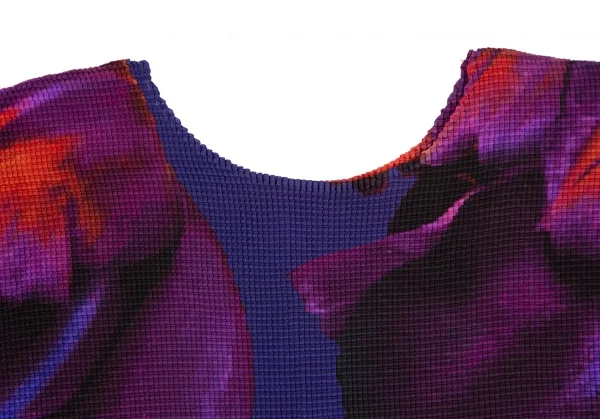 イッセイミヤケミーISSEY MIYAKE me グラフィックプリントカットソー 青マルチF K-111490_003