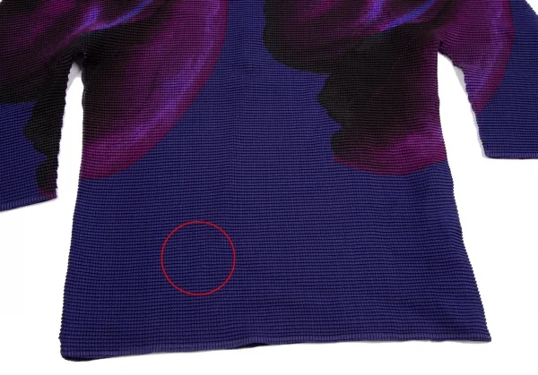 イッセイミヤケミーISSEY MIYAKE me グラフィックプリントカットソー 青マルチF K-111490_006