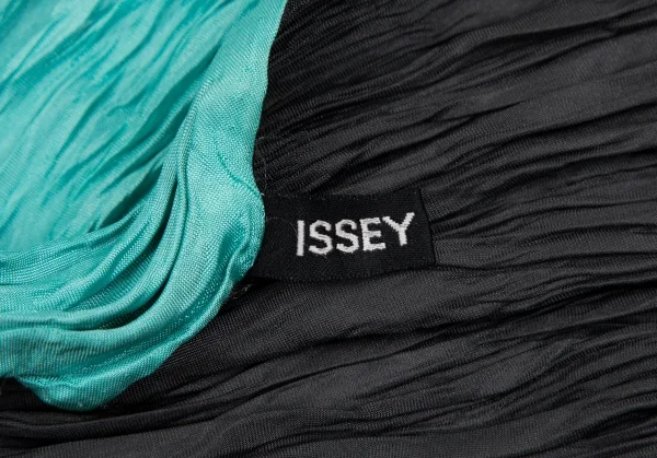 イッセイミヤケISSEY MIYAKE ひし形シワプリーツスカーフ エメラルド黒 K-111843_007