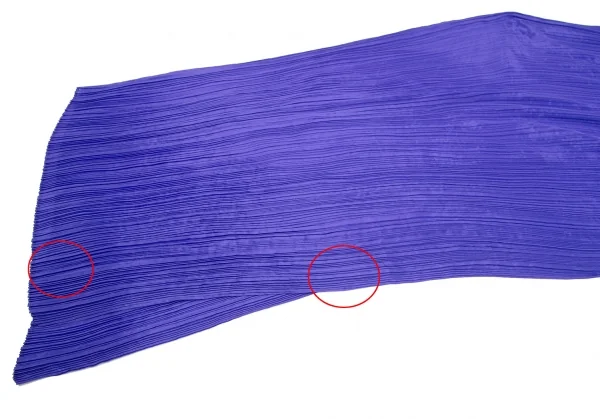 プリーツプリーズPLEATS PLEASE 大判プリーツポンチョストール 青 K-111899_010