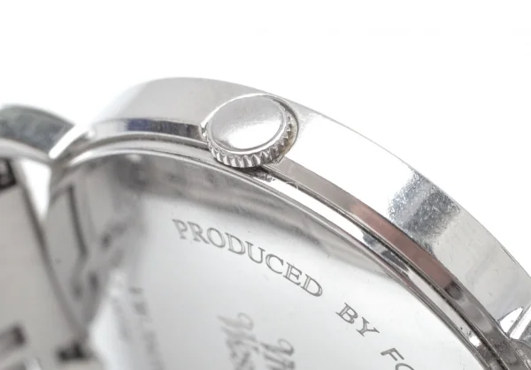 稼働品 Vivienne Westwood 腕時計 シルバー文字盤 ３針 箱付き ヴィヴィアンウエストウッドVivienne Westwood CLASSIC オーブ