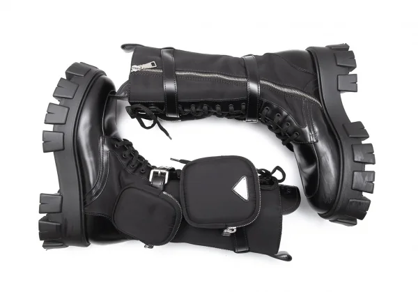 プラダPRADA ブラッシュドレザーナイロン モノリスブーツ 黒39 1/2(25.5位) K-111988_008