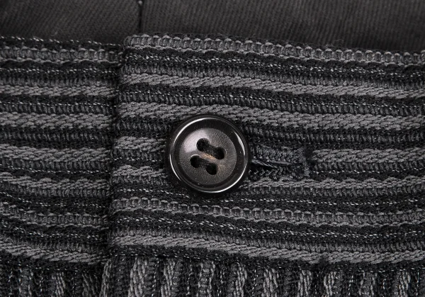 コムデギャルソン オムプリュスCOMME des GARCONS HOMME PLUS ポリストライプ織りステッチデザインテーパードパンツ グレーM K-112029_003