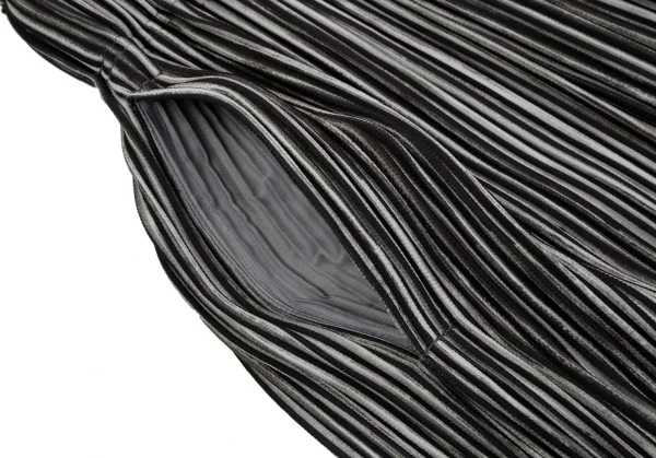 オムプリッセ イッセイ ミヤケHOMME PLISSE ISSEY MIYAKE かすれストライププリーツ袴パンツ 白黒2 K-112068_003