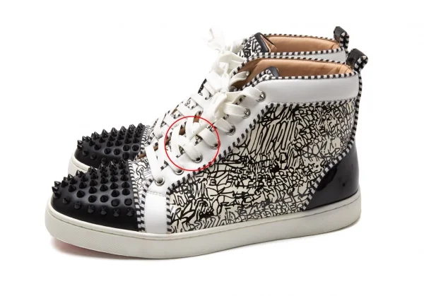クリスチャンルブタンChristian Louboutin Lou Spikes グラフィックプリントスパイクスタッズハイカットスニーカー 白黒43(28位) K-112069_004