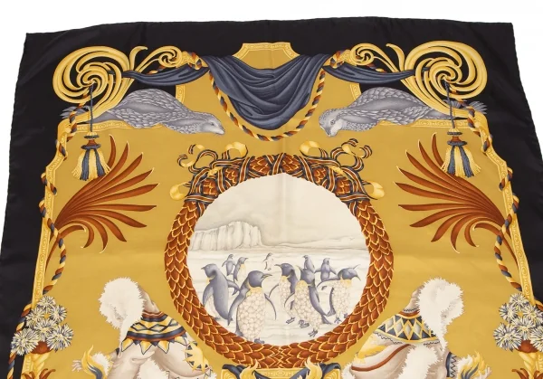 サルバトーレフェラガモSalvatore Ferragamo 北極プリントシルクスカーフ 黒黄 K-112155_002