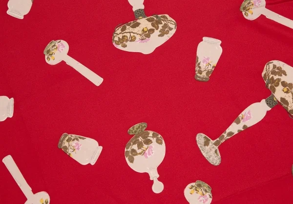 インゲボルグINGEBORG 陶器プリントスカーフ 赤 K-112207_003