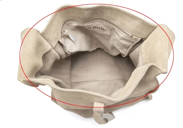 ミュウミュウMIU MIU スウェードショルダーバッグ ベージュ K-112209_013