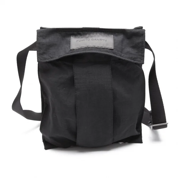 フミトガンリュウFUMITO GANRYU リップストップミリタリーポケット2WAYショルダーポーチ 黒 K-112254_001