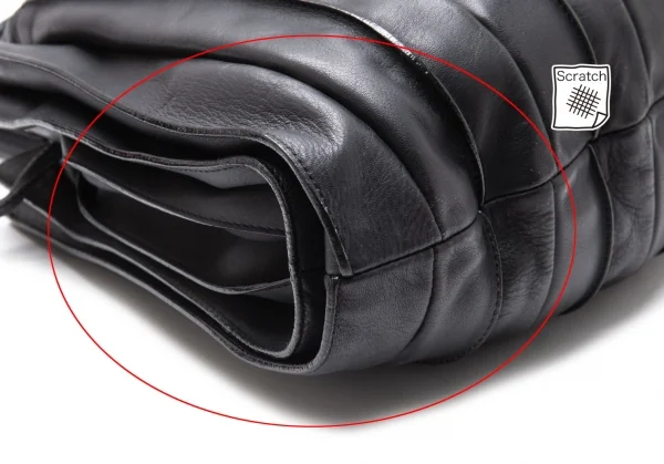 ルポLUPO レザープリーツハンドバッグ 黒 K-112394_009