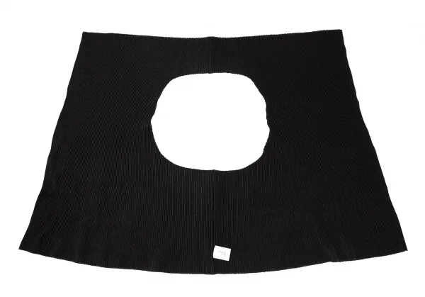 スペッチオ プリーツSPECCHIO PLEATS シャトルプリーツホルターネックジレベスト 黒40 K-112442_006