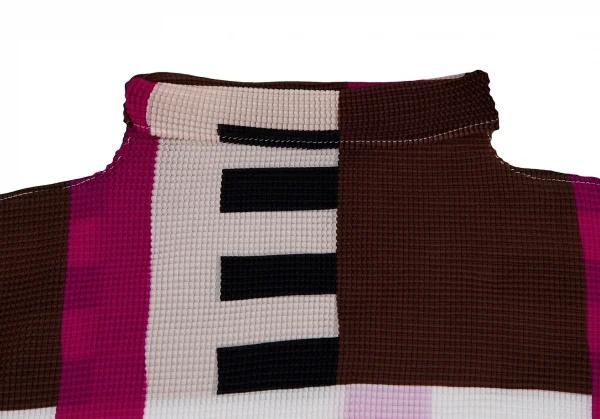 イッセイミヤケ ミーISSEY MIYAKE me タワーストライププリントストレッチプリーツハイネックカットソー 白黒他F K-112446_005