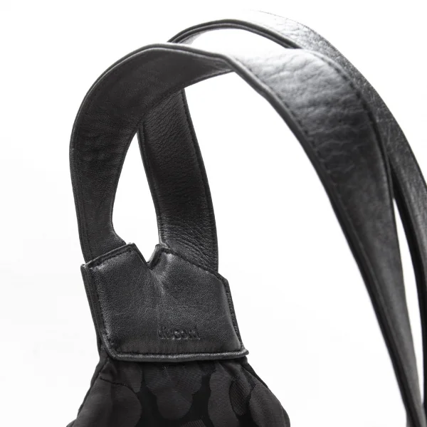 ヨウジヤマモトディスコード Yohji yamamoto discord シャドーカモフラジャガード切替レザーYバックパック 黒 K-112695_008