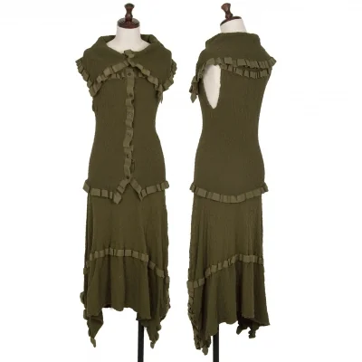 イッセイミヤケ ミーISSEY MIYAKE me テープトリムカリフラワーノースリーブセットアップ カーキ