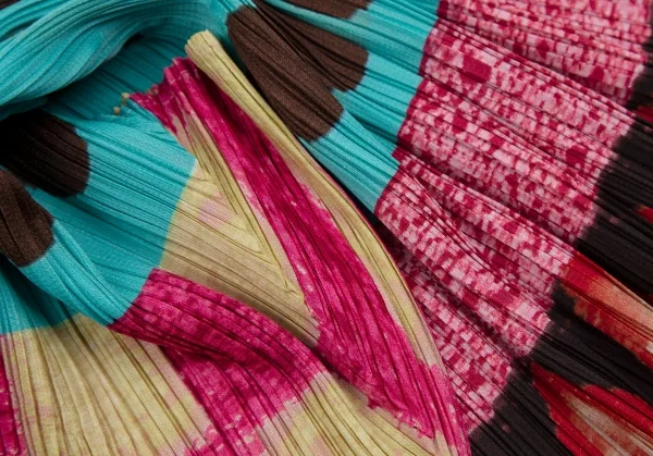 PLEATS PLEASE Dot & Cake Printed Pleats T Shirt K-112822_010