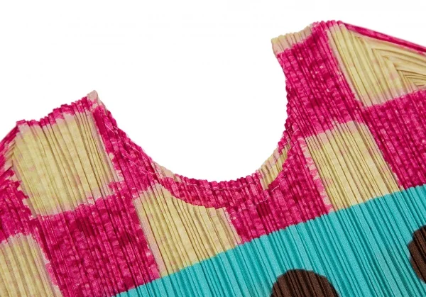 PLEATS PLEASE Dot & Cake Printed Pleats T Shirt K-112822_004