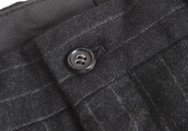 コムデギャルソン オムドゥCOMME des GARCONS HOMME DEUX ウールチョークストライプテーパードパンツ チャコールL K-113007_003