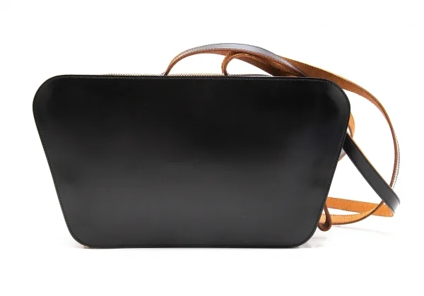 ヨウジヤマモト ファムYohji Yamamoto FEMME 台形レザーショルダーバッグ 黒 K-113177_004