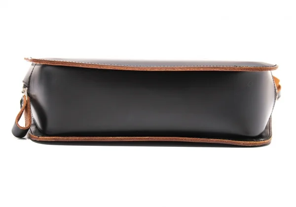 ヨウジヤマモト ファムYohji Yamamoto FEMME 台形レザーショルダーバッグ 黒 K-113177_005