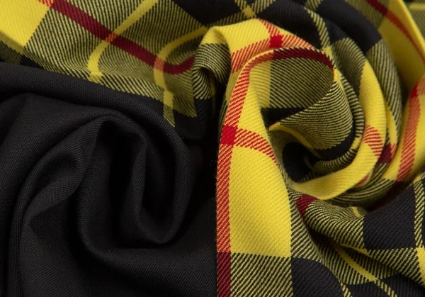 ジュンヤワタナベ コムデギャルソンJUNYA WATANABE COMME des GARCONS タータンチェック切替プリーツアシンメトリーサルエルパンツ 黒黄XS K-113178_010