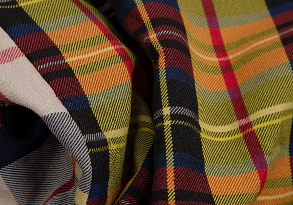 コムコム コムデギャルソンCOMME des GARCONS エステルタータンチェック4Bジャケット マルチS K-113247_015