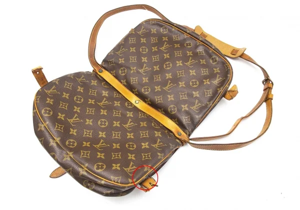 ルイヴィトンLouis Vuitton モノグラム ソミュール30 ショルダーバッグ 茶 K-113253_016