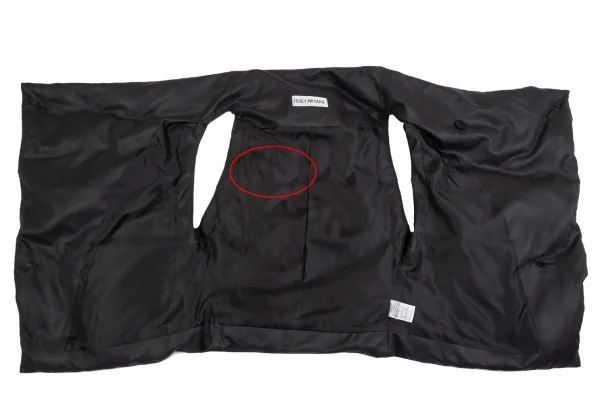 イッセイミヤケISSEY MIYAKE シンセティックレザーフロントドレープダウンベスト 黒2 K-113328_010