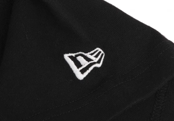 ヨウジヤマモト プールオム×ニューエラYohji Yamamoto POUR HOMME×NEWERA バックドローイングプリント反転ロゴ刺繍Tシャツ 黒4 K-113340_010