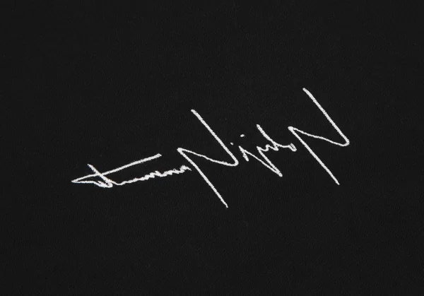 ヨウジヤマモト プールオム×ニューエラYohji Yamamoto POUR HOMME×NEWERA バックドローイングプリント反転ロゴ刺繍Tシャツ 黒4 K-113340_008