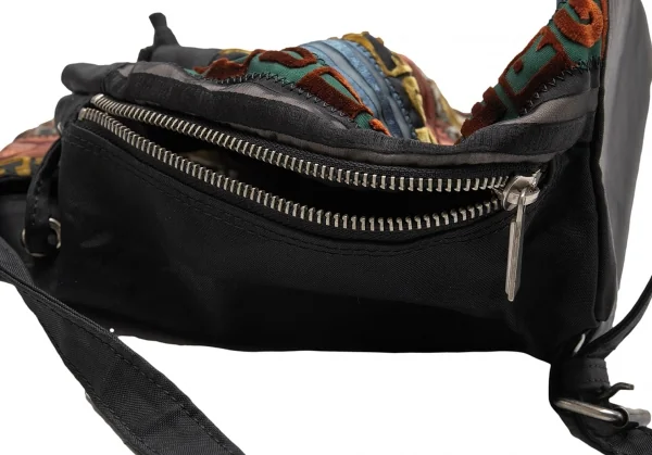 ジャンポールゴルチエJean Paul GAULTIER ロゴマルチストライプミニリュックサック 黒マルチ K-113398_016