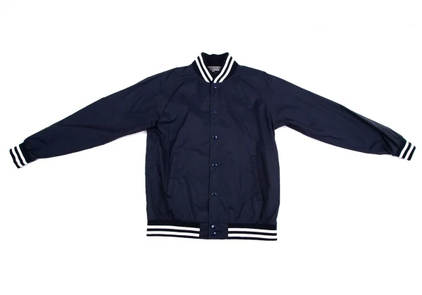 グッドデザインショップ コムデギャルソンGOOD DESIGN SHOP COMME des GARCONSバックロゴプリントブルゾン 紺M K-113564_002