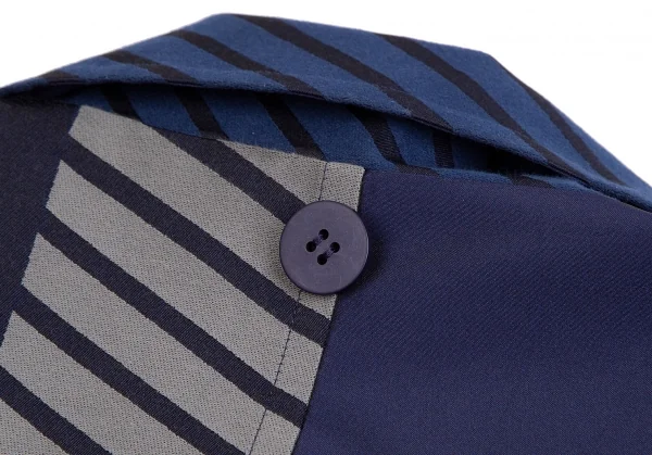 イッセイミヤケ アイム メンISSEY MIYAKE IM MEN STEP バイアスストライプカットジャガードパッカブルコート 青M位 K-113631_017