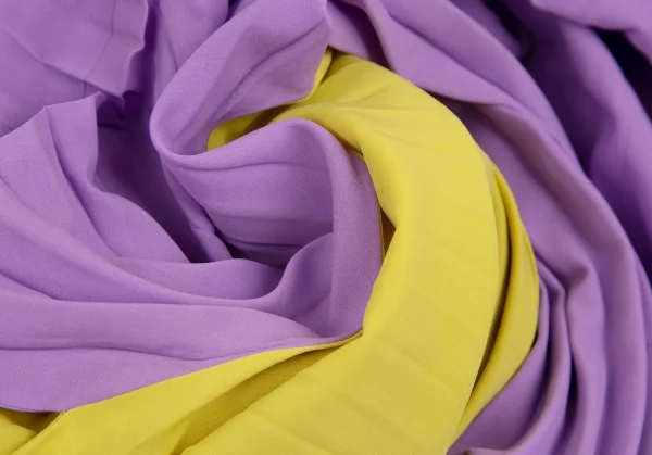 イッセイミヤケISSEY MIYAKE LINK RINGS バイカラーリングプリーツパンツ パープル黄2 K-113649_012