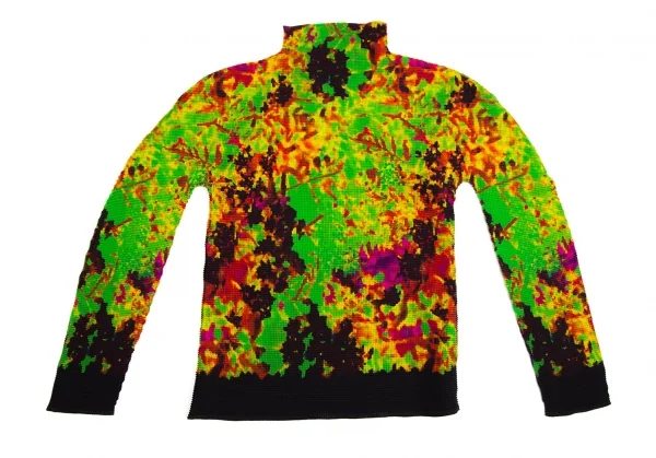 イッセイミヤケ ミーISSEY MIYAKE me グラフィックプリントストレッチプリーツハイネックカットソー 黄緑マルチF K-113813_010