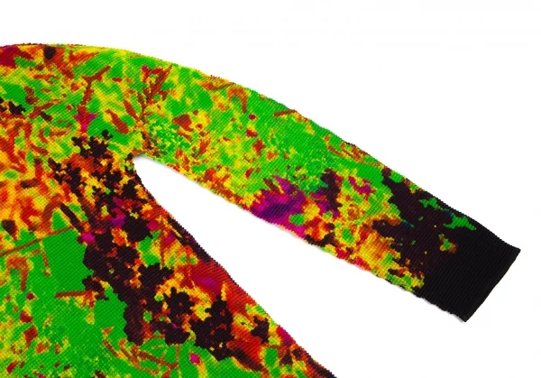 イッセイミヤケ ミーISSEY MIYAKE me グラフィックプリントストレッチプリーツハイネックカットソー 黄緑マルチF K-113813_004