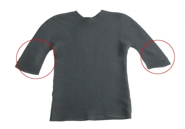 イッセイミヤケ ミーISSEY MIYAKE me ストレッチプリーツ5分袖カットソー チャコールF K-113814_010