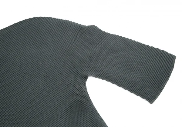 イッセイミヤケ ミーISSEY MIYAKE me ストレッチプリーツ5分袖カットソー チャコールF K-113814_007