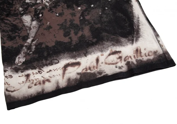ジャンポールゴルチエ オムJean Paul GAULTIER HOMME グラフィックプリント肩開きハイネック半袖トップス ベージュ黒48 K-113881_011